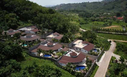 Über Bismarcks Luxury Villa Estate Phuket