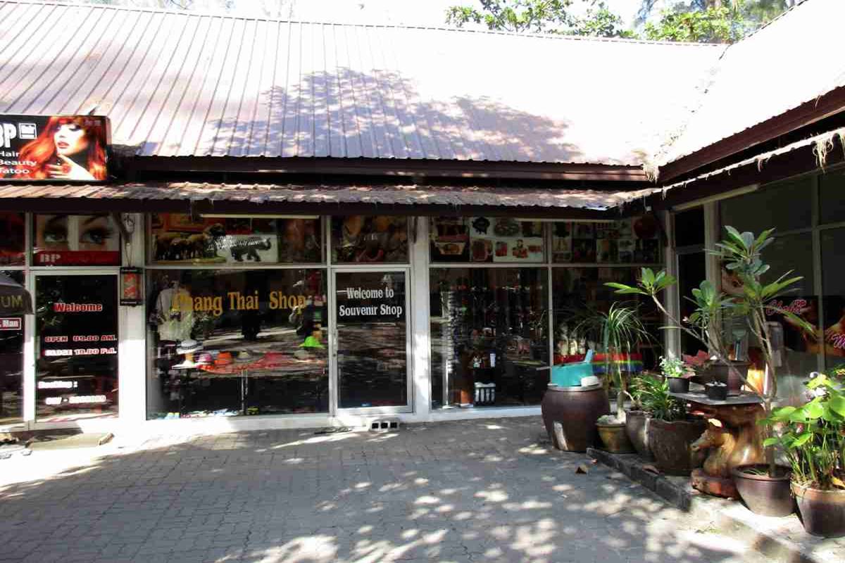 Chiang Thai, souvenier shop, Nai Yang, Phuket, Thailand