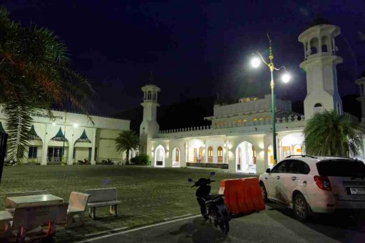 Mukarom Mosque