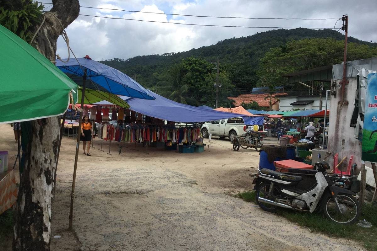 Local Fresh Market Bangtao