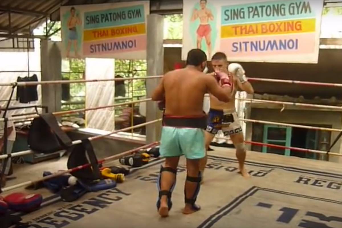 Singpatong Muay Thai