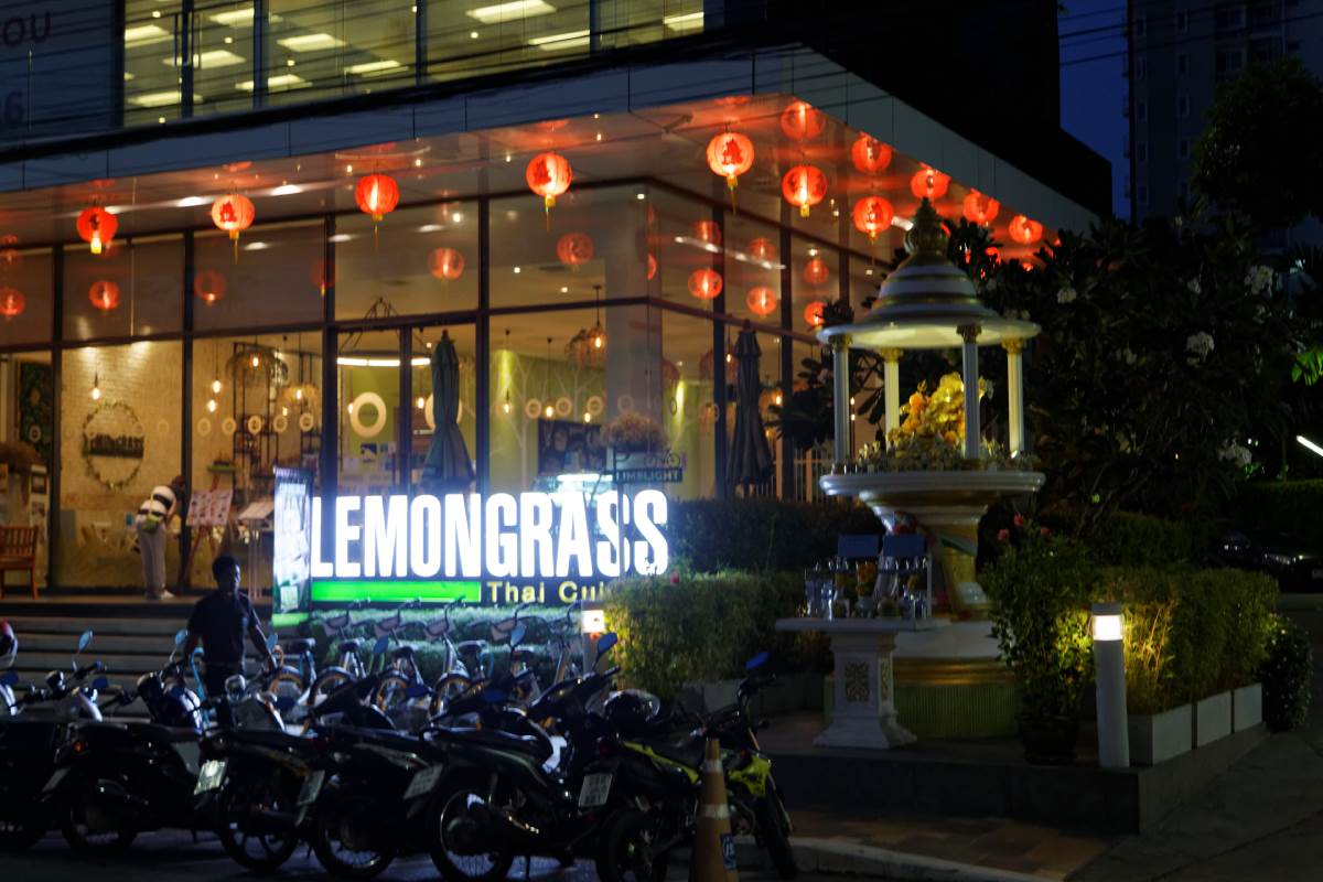 External Picture of the Lemongrass Restaurant Lime Light Avenue Shopping Mall Phuket Town